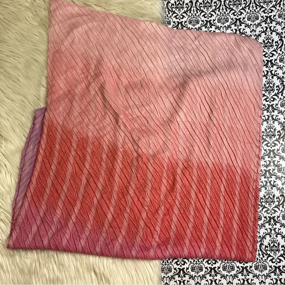 Est. 1946 : pink & purple ombré summer spring lightweight texture infinity scarf